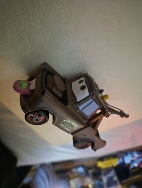 Disney Pixar Cars Brown Tow Mater Pull-Back Toy Truck